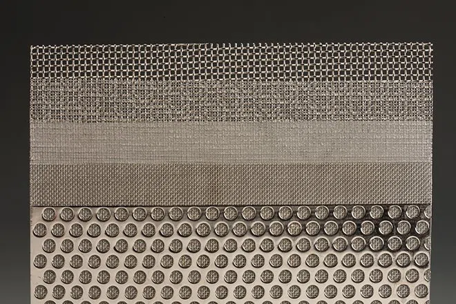 Sintered Mesh With Performated Laminates66
