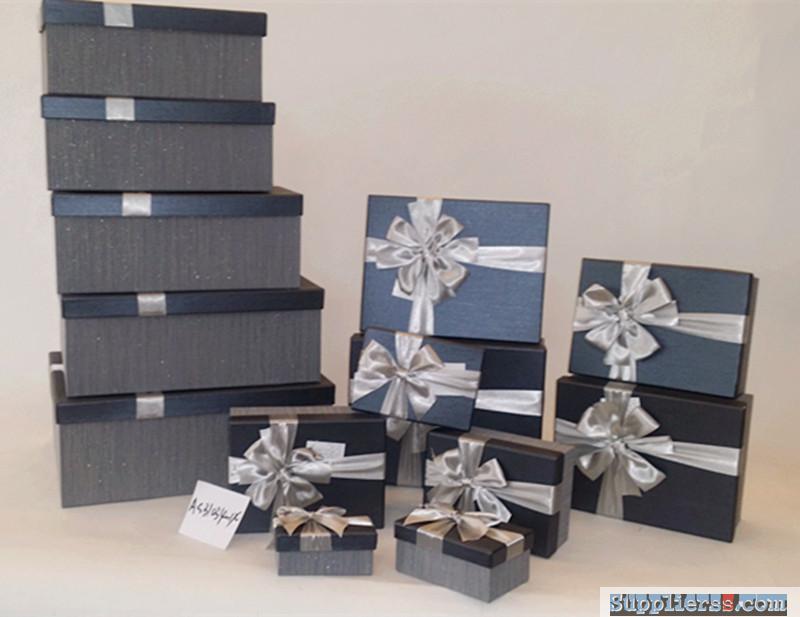 Fashion type wholesale paper shopping box sets
