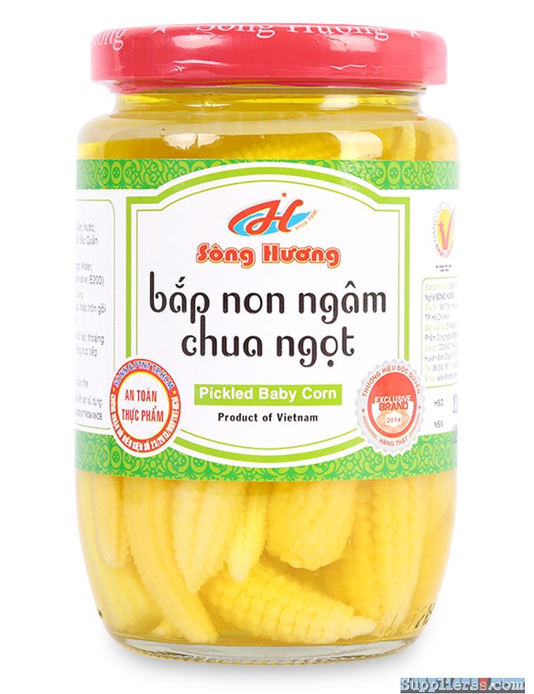 Canned pickled baby corn